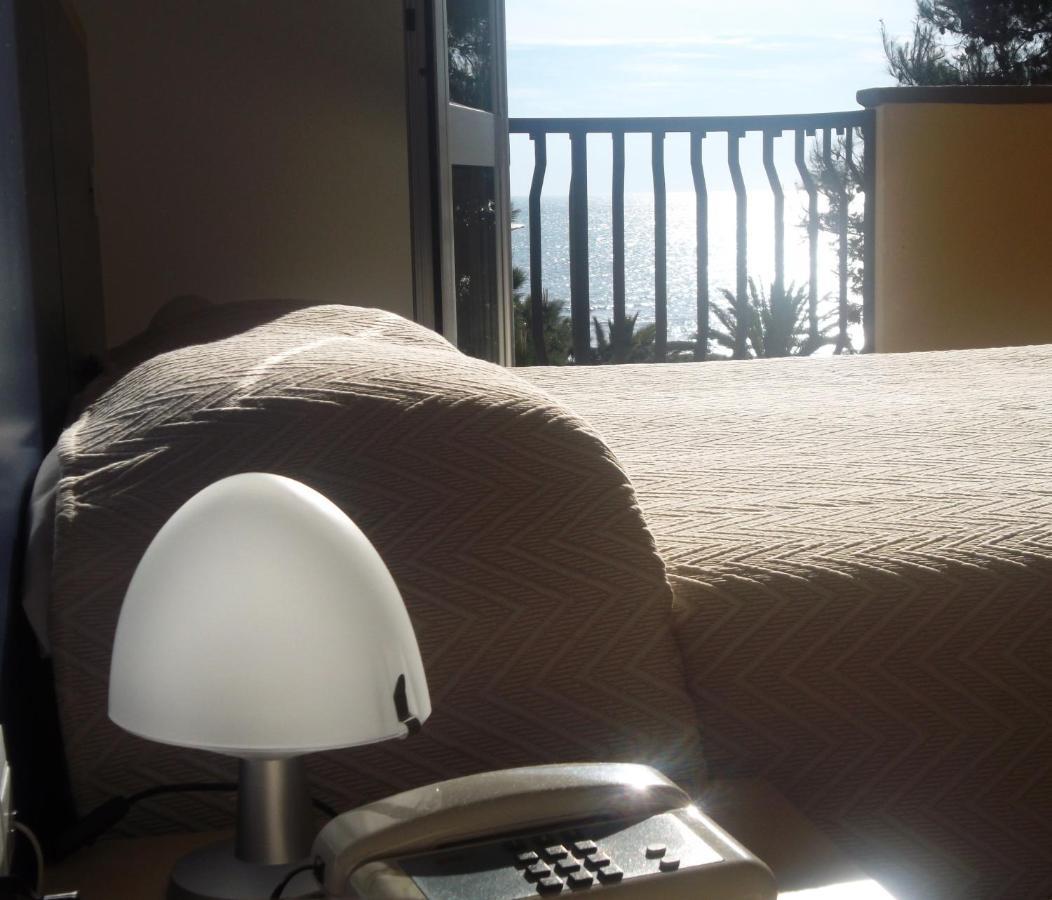 Hotel Quattropalme Tortoreto Buitenkant foto