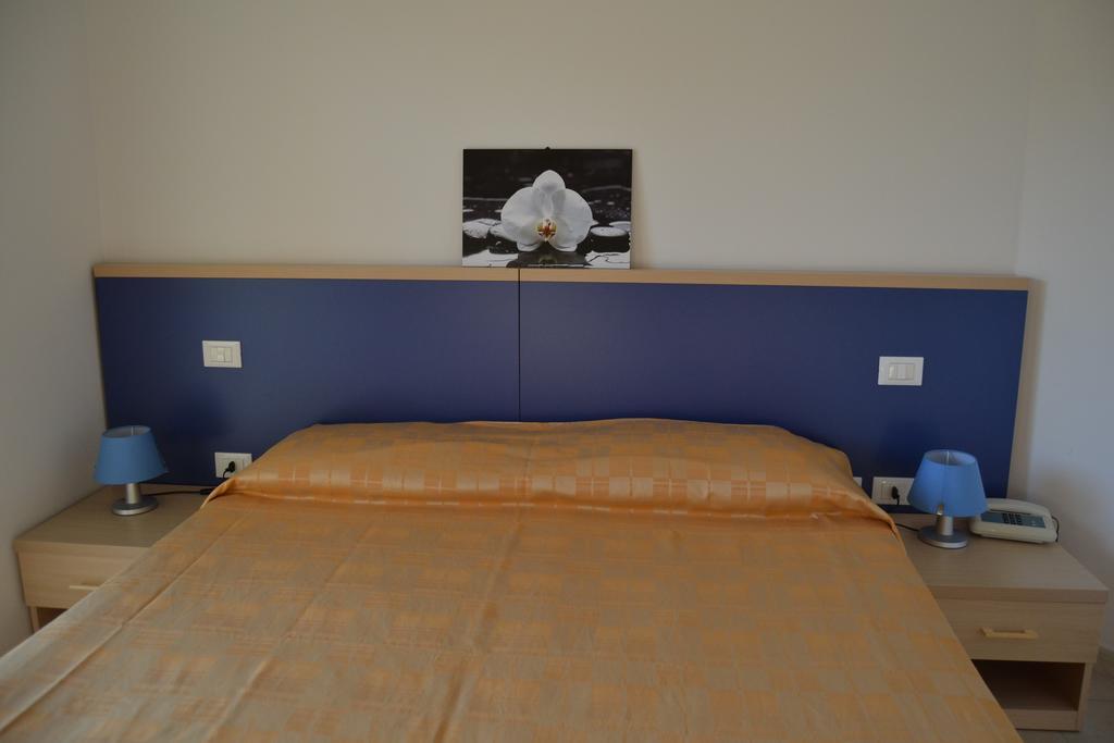 Hotel Quattropalme Tortoreto Buitenkant foto
