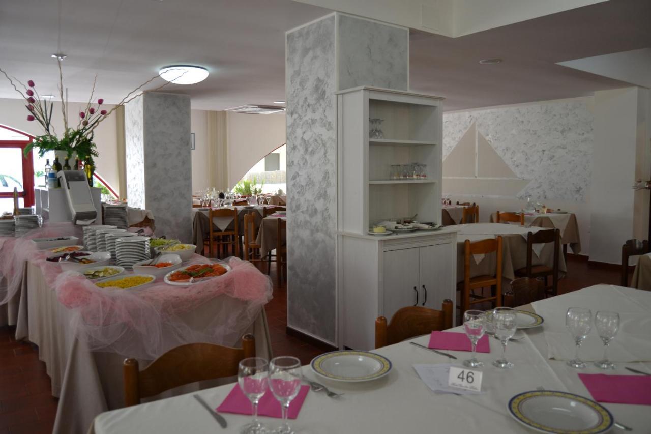 Hotel Quattropalme Tortoreto Kamer foto